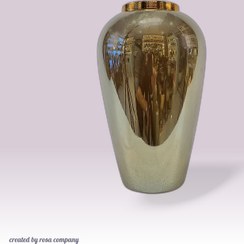 تصویر گلدان شیشه ای شفاف 