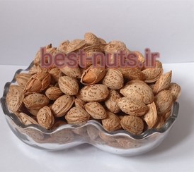 تصویر بادام کاغذی (نیم کیلو) بادام کاغذی محلی، پر مغز و بیشتر دوقلو