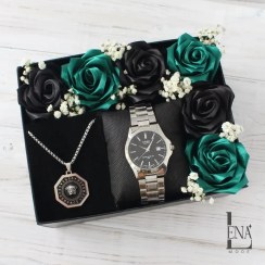 تصویر کادو ولنتاین مردانه باکس سبز ست ساعت و گردنبند 