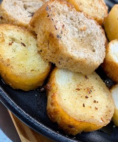 تصویر نان سیر خمیر ترش 