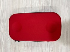 تصویر کیف گوشی پزشکی (سری کلاسیک) قرمز 