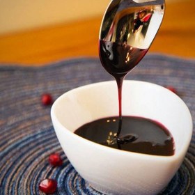 تصویر رب انار ترش خانگی 