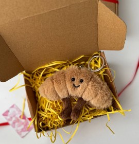 تصویر آویز و جاکلیدی کروسان عروسکی 