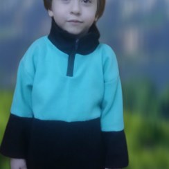تصویر هودی نیم زیب و شلوار لگ بچه گانه. Children's turtleneck sweatshirt