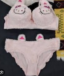 تصویر ست شورت و سوتین زنانه اسفنجی مدل فانتزی پشمی 