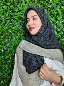 تصویر روسری با طرح برگ 