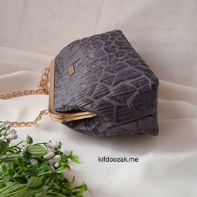 تصویر کیف دهانه فلزی 