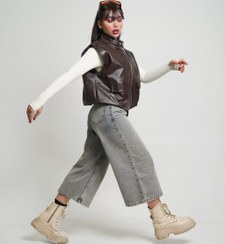 تصویر وست چرم - دارای دورنگ جذاب مشکی و قهوه ای 