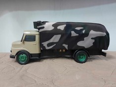 تصویر اسباب‌بازی ماشین بنز ارتشی Benz Army Car Toy