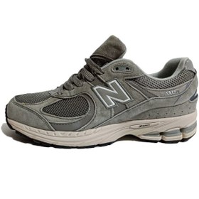 تصویر کفش پیاده روی آدیداس مدل New Balance r2002 