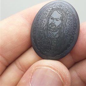 تصویر نگین حدید حکاکی خاص و چشم نواز 