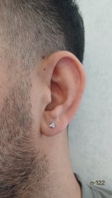 تصویر گوشواره پیچی نگین مثلثی 