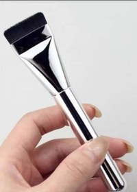 تصویر براش کرم پودر 