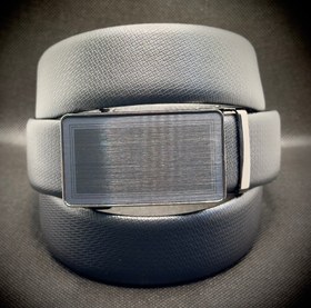 تصویر یک جین کمربند ریلی 