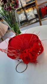 تصویر کلاه برژه قرمز گلدار 