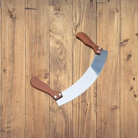 تصویر پیتزا بر هلالی چینی 