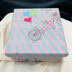 تصویر جعبه هدیه هارد باکس مکعب دوچرخه و قلب 