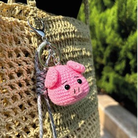 تصویر بگ چارم بافتنی خوک 