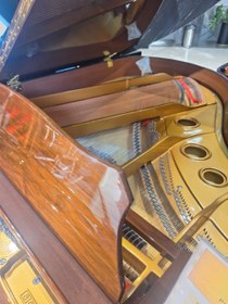 تصویر پیانو گرند سمیک مدل SIG-61D 