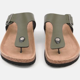 تصویر صندل مردانه راحتی از چرم مصنوعی با زیره چوبی، رنگ سبز ارتشی/قهوه‌ای برند tahari Men Slip On Synthetic Leather Cork Sandals, Army Green/Brown