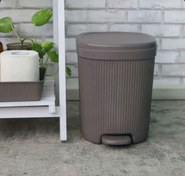 تصویر سطل زباله پدالی دومان سایز متوسط 