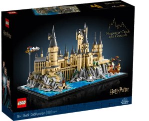 تصویر لگو قلعه هاگوارتز هری پاتر  کد 76419 LEGO Harry Potter Hogwarts Castle and Grounds 76419