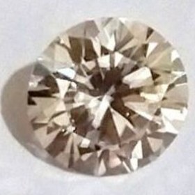 تصویر موزانایت سفید white moissanite (الماس روس)اصلی درخشان حدود دو قیراطی اعلا سختی فول 10 