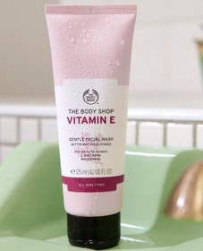 تصویر ژل شستشو صورت ويتامين ای بادی شاپ مدل The Body Shop Vitamin E Gentle Face Wash The Body Shop Vitamin E Gentle Face Wash 125ml