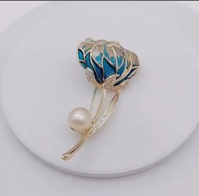 تصویر گل سینه نیلوفر آبی 