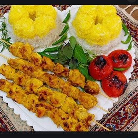 تصویر جوجه سیخی با برنج خانگی 500 گرمی 