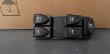 تصویر قیمت خرید کلید شیشه بالابر درب جلو چپ ام وی ام ۱۱۰ - کد فنی s11-3746030 