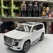 تصویر ماشین فلزی مدل تویوتا لندکروز(۲۰۲۵) جعبه دار 