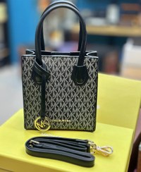 تصویر کیف مایکل کورس MICHAEL KORS. 