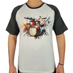 تصویر تی شرت سفید طرح درامز 