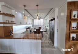 تصویر کابینت آشپزخانه سنگپ ام دی اف هایگلاس با کورین و کوارتز 