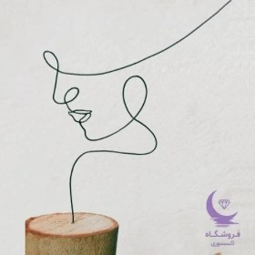 تصویر تندیس مفتولی مادر 