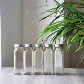 تصویر شیشه مکارتی درب فلزی 