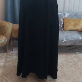 تصویر چادر مشکی ساده ی ایرانی با جنسی لطیف 