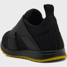 تصویر کفش ورزشی بچگانه با بند چسبی و پایین‌تنه برند klin Kids Velcro Low Top Sneakers