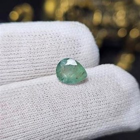 تصویر زمرد زامبیا معدنی 