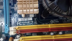 تصویر باندل مادربرد گیگابایت(DDR2)مدلGA-945-PL-S3 
