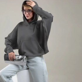 تصویر هودی زنانه کراپ (نیم‌تنه) بهبود | Behboud - رنگ: فیلی - سایز : L هودی کراپ زنانه، هودی نیم تنه، هودی غواصی، هودی بهبود، هودی ترندی، Behboud، هودی کلاهدار کراپ، لباس اسپرت زنانه
