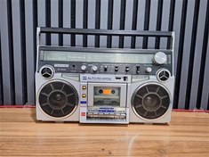 تصویر رادیو ضبط توشیبا ژاپنی دولب 