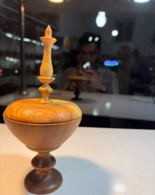 تصویر شکلات خوری چوبی 