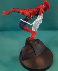 تصویر اکشن فیگور اسپایدرمن ارتفاع ۲۱ سانتیمتر 
