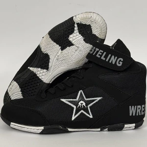 تصویر فروشگاه ورزشی نور