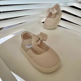 تصویر کفش مجلسی دخترانه مدل ۱۳۳۴۰۷ رویه چرم مصنوعی 