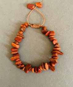 تصویر دستبند سنگ نامنظم دلربا قهوه ای 