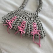 تصویر کیف تریکو طوسی صورتی 