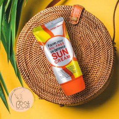 تصویر کرم ضد آفتاب بدون چربی ویتامینه فارم استی +++Farm Stay Oil-Free UV Defence Sun Cream SPF50+/PA